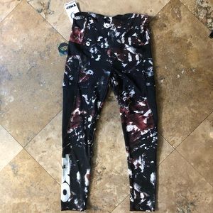 TKO Compression 7/8 Leggings